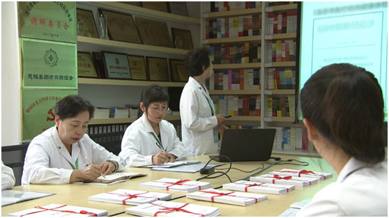 2慈銘體檢醫(yī)務(wù)專家團(tuán)隊(duì)就質(zhì)量檢查結(jié)果進(jìn)行匯總分析.jpg 2慈銘體檢醫(yī)務(wù)專家團(tuán)隊(duì)就質(zhì)量檢查結(jié)果進(jìn)行匯總分析.jpg